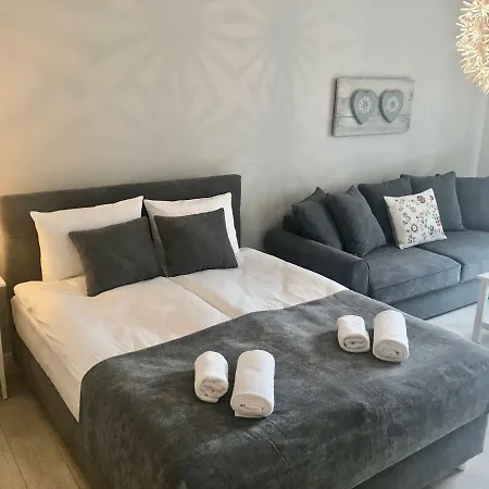 Porto Eli Apartman Rowy