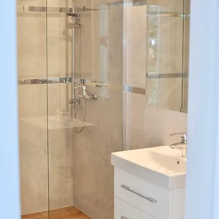 Apartman Porto Eli Rowy